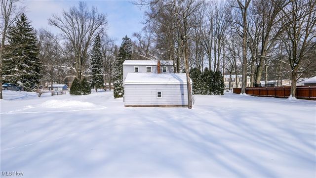 2144 Echo Road, Stow, OH 44224