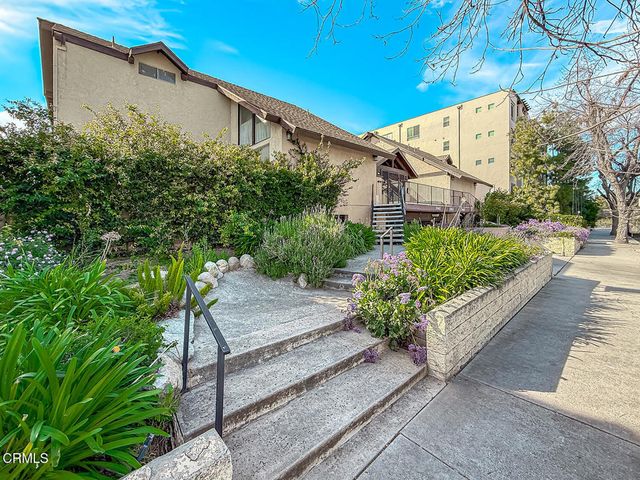 5465 Newcastle Avenue 6, Encino, CA 91316