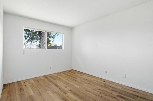 5409 Limerick Ave, San Diego, CA 92117