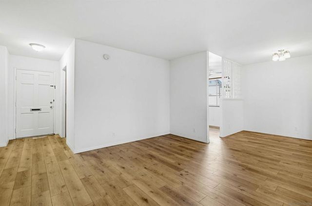 5409 Limerick Ave, San Diego, CA 92117