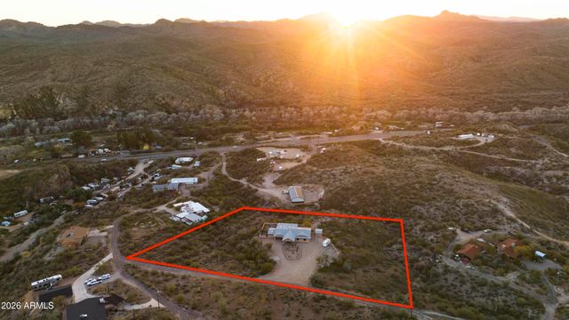 28432 W HIGHWAY 60 --, Morristown, AZ 85342