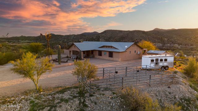 28432 W HIGHWAY 60 --, Morristown, AZ 85342