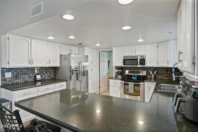 28432 W HIGHWAY 60 --, Morristown, AZ 85342