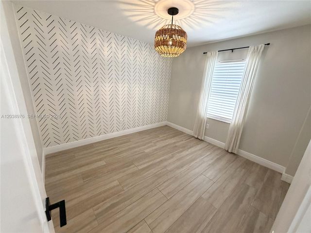 13040 SW 20th St, Miramar, FL 33027