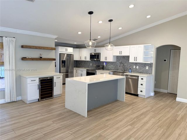 13040 SW 20th St, Miramar, FL 33027