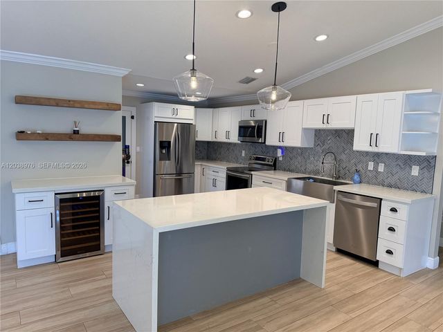13040 SW 20th St, Miramar, FL 33027