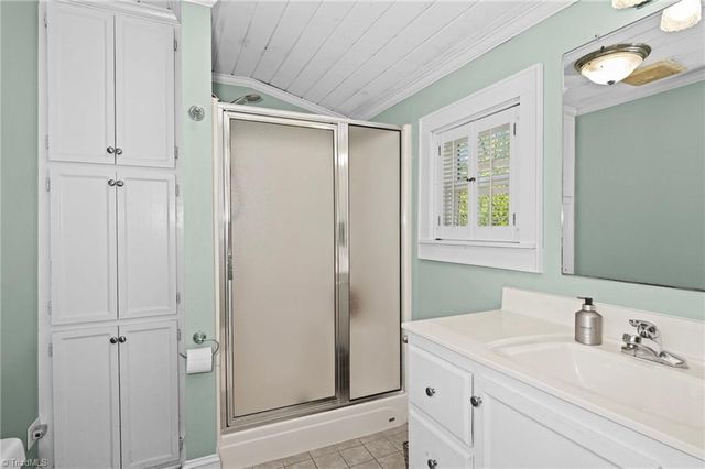 3724 Smitherman Road, East Bend, NC 27018