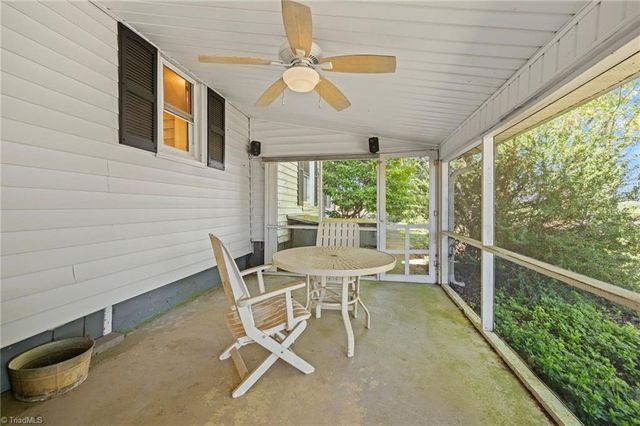 3724 Smitherman Road, East Bend, NC 27018