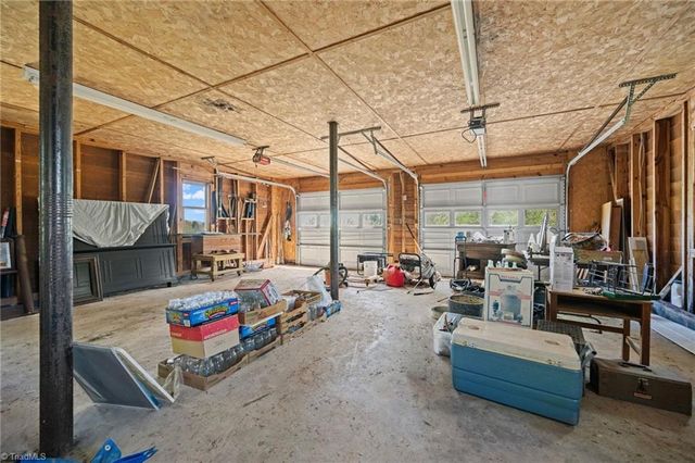 3724 Smitherman Road, East Bend, NC 27018