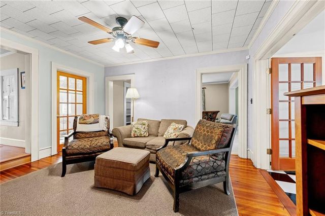 3724 Smitherman Road, East Bend, NC 27018