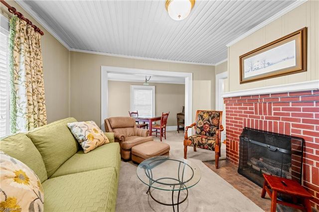 3724 Smitherman Road, East Bend, NC 27018