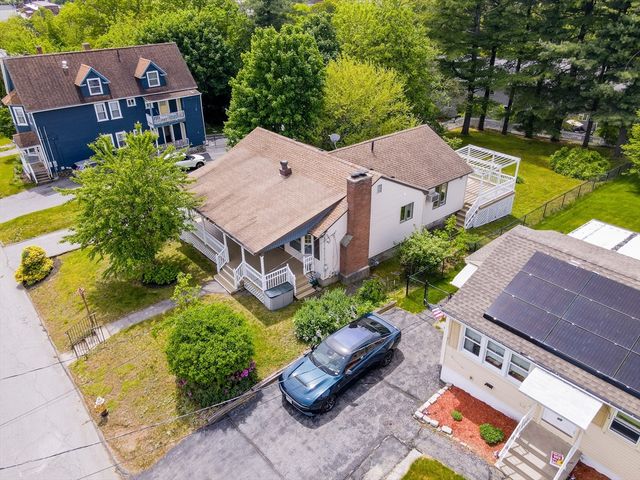 13 Mount Ave, Worcester, MA 01606