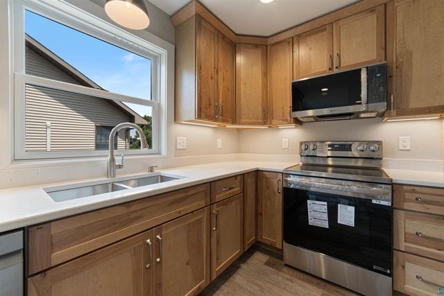 3317 Baxter Ave, Superior, WI 54880