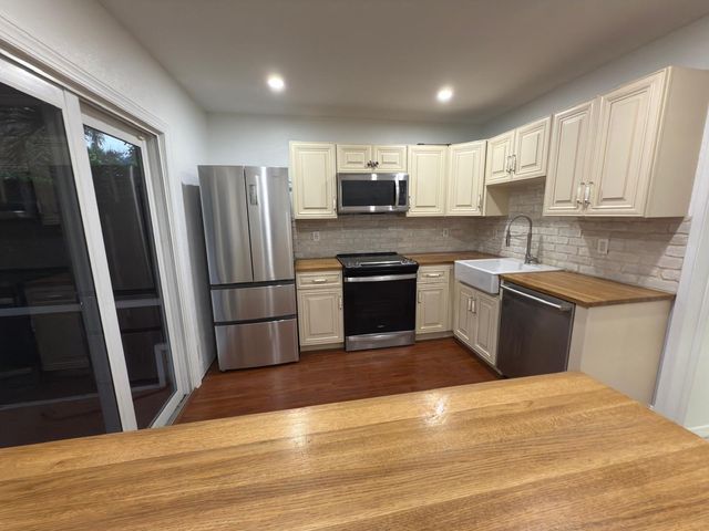 9785 Ridgecreek Road Road, Boca Raton, FL 33496