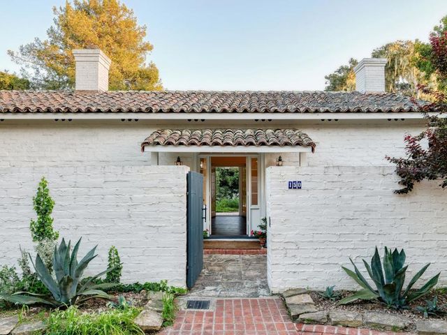 150 Littlefield Road, Monterey, CA 93940