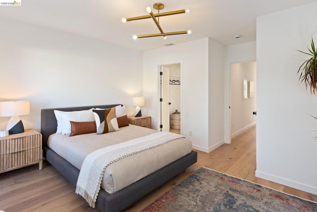 1207 Cornell Ave, Berkeley, CA 94706