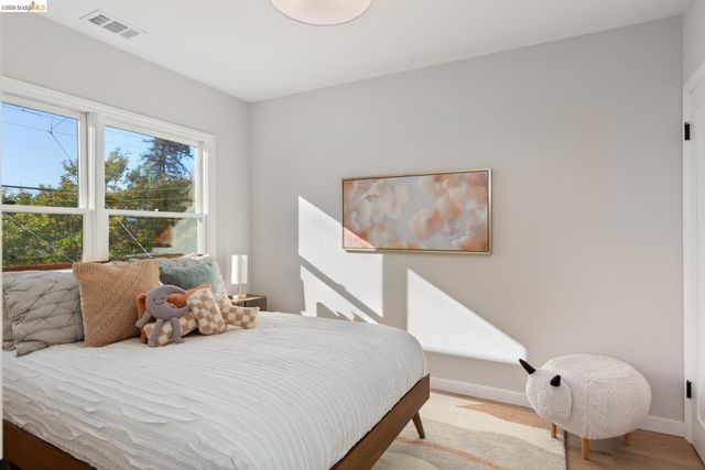 1207 Cornell Ave, Berkeley, CA 94706