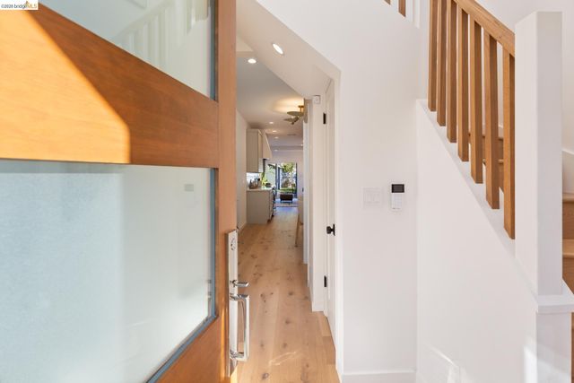 1207 Cornell Ave, Berkeley, CA 94706