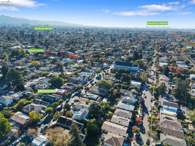 1207 Cornell Ave, Berkeley, CA 94706