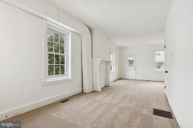 415 WALNUT ST, Pottstown, PA 19464