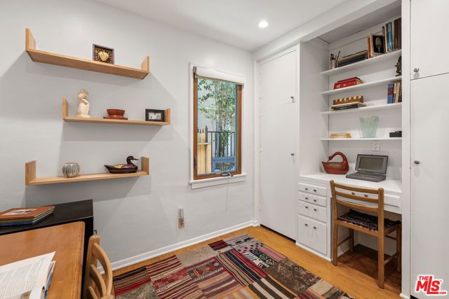 15114 Hesby Street, Sherman Oaks, CA 91403