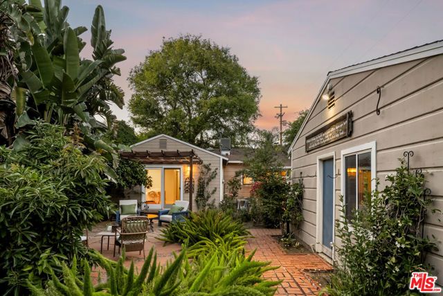 15114 Hesby Street, Sherman Oaks, CA 91403
