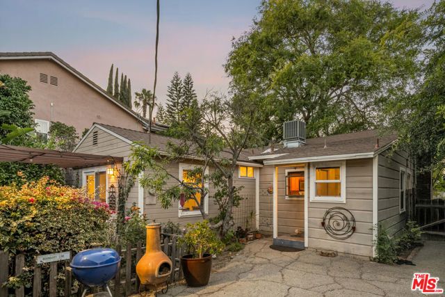15114 Hesby Street, Sherman Oaks, CA 91403