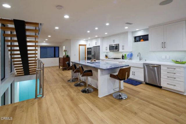 3920 Ocean Drive, Oxnard, CA 93035