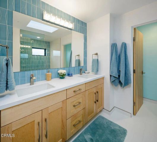 3920 Ocean Drive, Oxnard, CA 93035