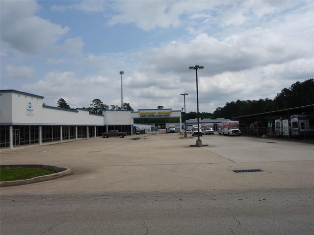 3620 Honea Egypt Rd, Montgomery, TX 77316