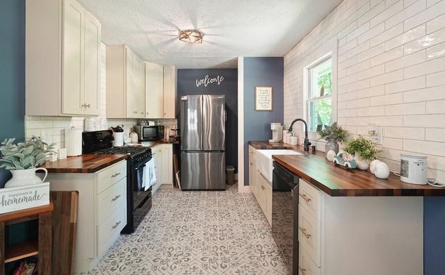 1214 Marshall Fuller Road, Dallas, GA 30157