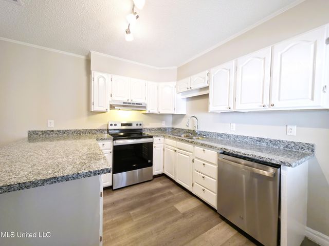 7137 Mandarin Drive, Biloxi, MS 39532