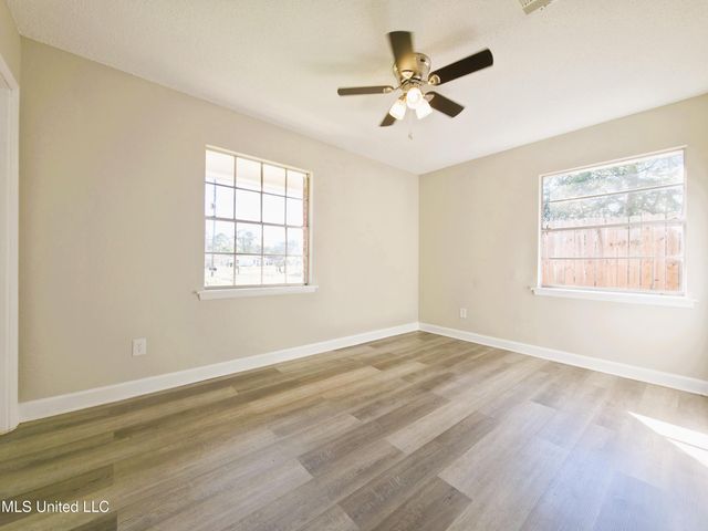 7137 Mandarin Drive, Biloxi, MS 39532