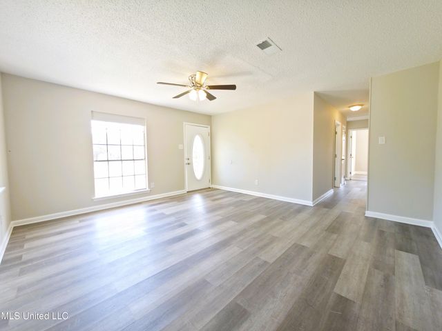 7137 Mandarin Drive, Biloxi, MS 39532