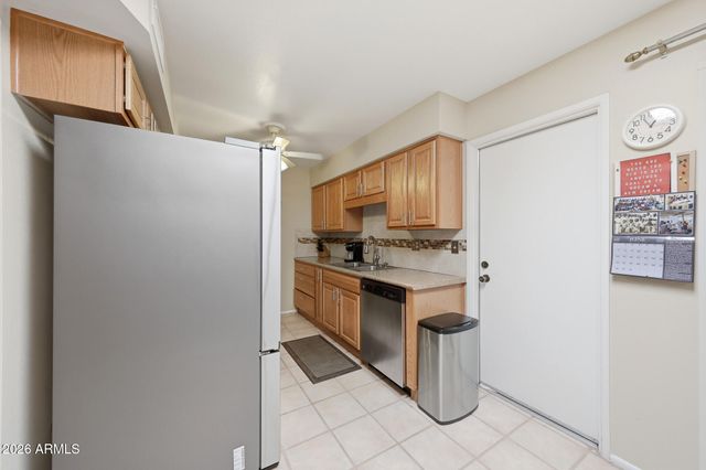 10040 W LANCASTER Drive, Sun City, AZ 85351