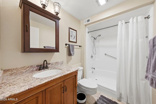 10040 W LANCASTER Drive, Sun City, AZ 85351