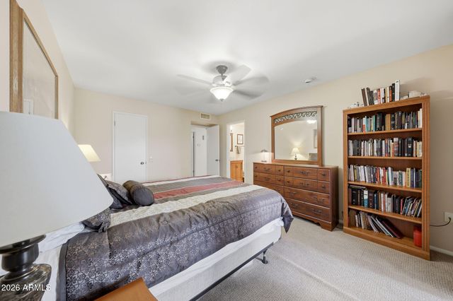 10040 W LANCASTER Drive, Sun City, AZ 85351