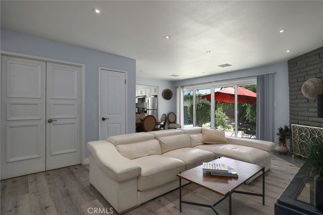 6629 Melba Ave, West Hills, CA 91307