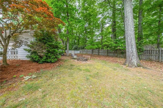 1609 Helmwood Drive, Greensboro, NC 27410
