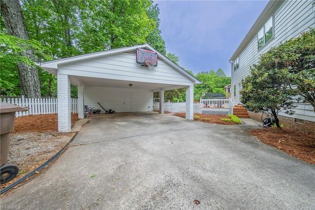 1609 Helmwood Drive, Greensboro, NC 27410