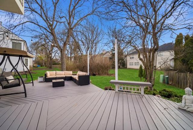 2936 Sandalwood Road, Buffalo Grove, IL 60089