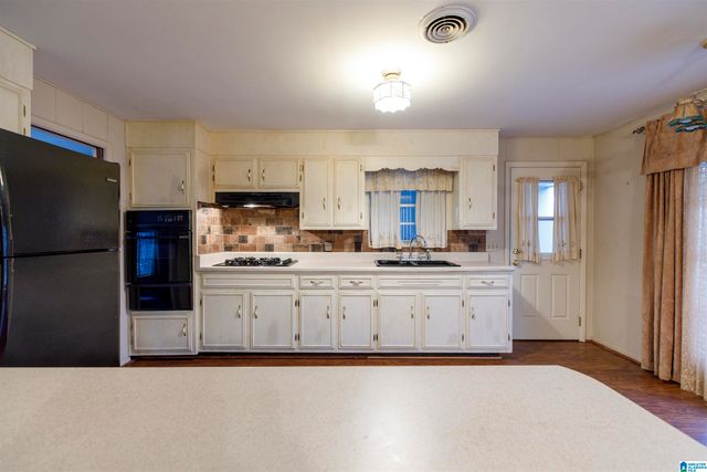 3605 LAKESIDE DRIVE, Vestavia Hills, AL 35243