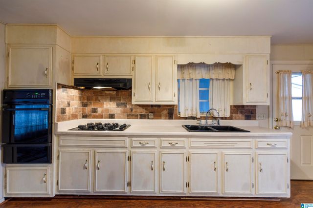 3605 LAKESIDE DRIVE, Vestavia Hills, AL 35243