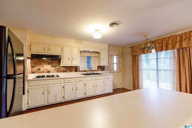 3605 LAKESIDE DRIVE, Vestavia Hills, AL 35243