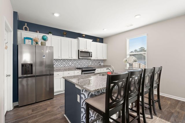 178 Cloverleaf Street, Summerville, SC 29483