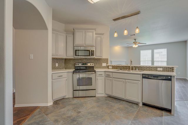 4717 Hidden Pond Drive, Frisco, TX 75036