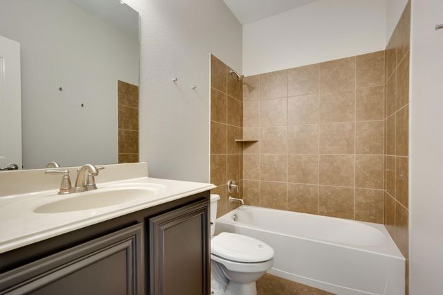 4717 Hidden Pond Drive, Frisco, TX 75036