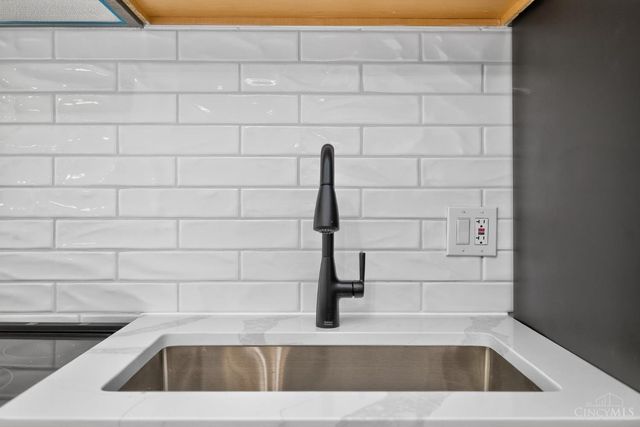 10055 Ronnie Road, Woodlawn, OH 45215