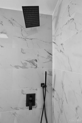 10055 Ronnie Road, Woodlawn, OH 45215