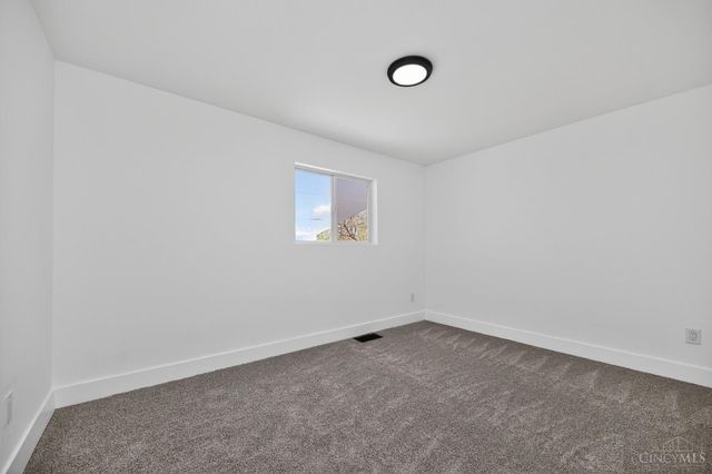 10055 Ronnie Road, Woodlawn, OH 45215